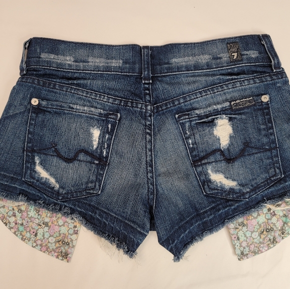 7 For All Mankind - Picture 2 of 2